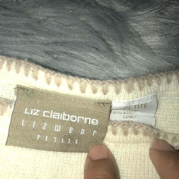 LIZ CLAIBORNE KNITTED PETITE SLEEVELESS - Picture 3 of 7